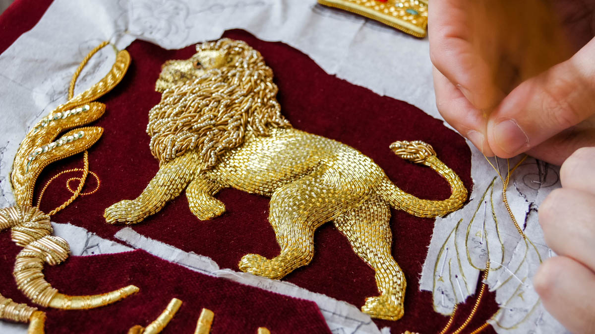 Многовековые традиции украинского золотого шитья